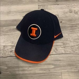 Mens adjustable Illinois Nike hat